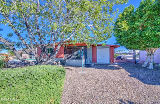 2238 N GAYRIDGE Road N, Mesa, AZ 85215