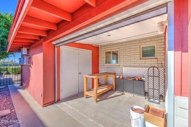 2238 N GAYRIDGE Road N, Mesa, AZ 85215