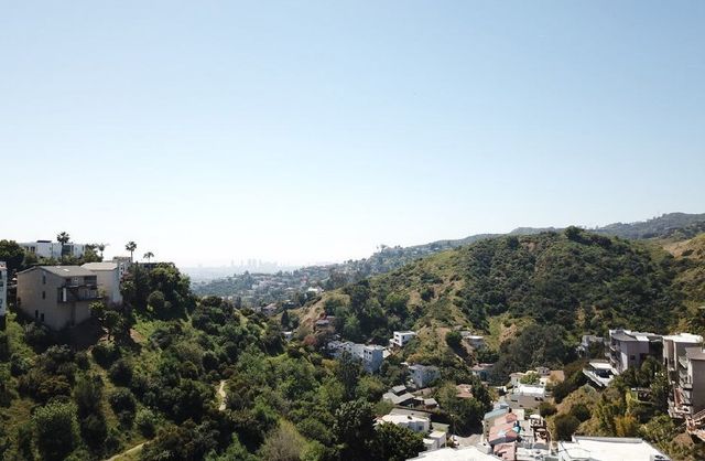 6363 Weidlake Drive, Los Angeles, CA 90068