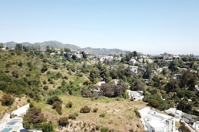 6363 Weidlake Drive, Los Angeles, CA 90068