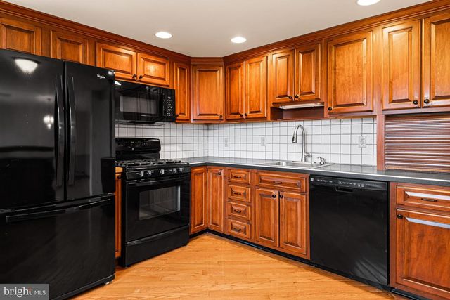 1413 FOSTER RD, Warminster, PA 18974