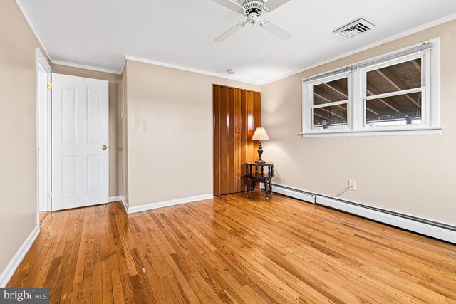 1413 FOSTER RD, Warminster, PA 18974