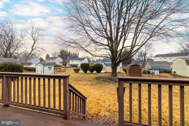 1413 FOSTER RD, Warminster, PA 18974