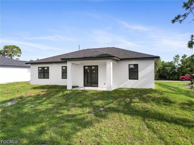 3175 Sunshine BLVD, Lehigh Acres, FL 33971