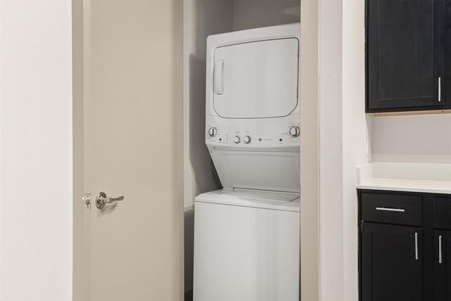 4509 Mount Vernon Street 39, Houston, TX 77006