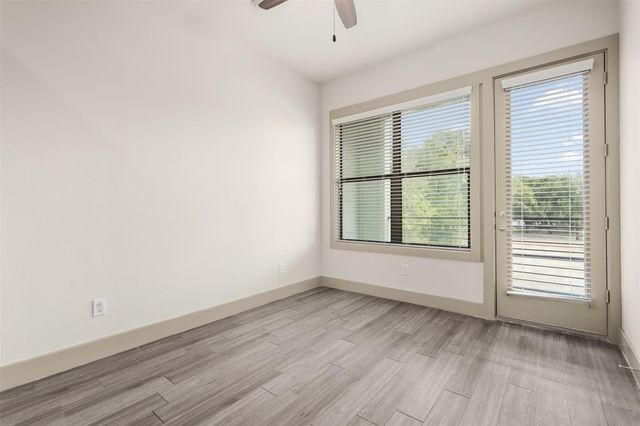 4509 Mount Vernon Street 39, Houston, TX 77006