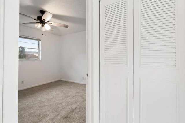 5816 S Bond Drive, West Palm Beach, FL 33415