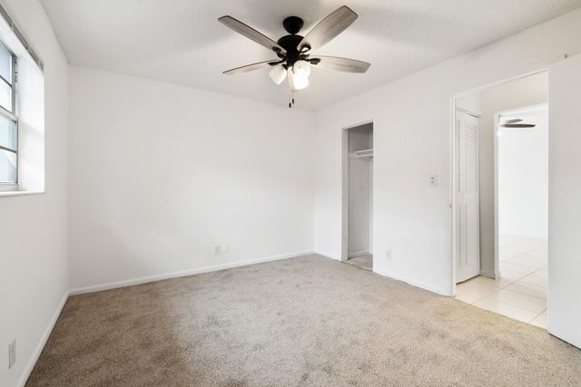 5816 S Bond Drive, West Palm Beach, FL 33415