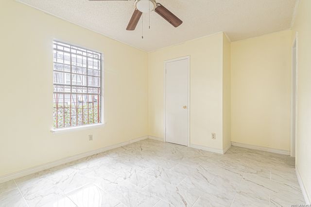 2416 Arbor, San Antonio, TX 78228