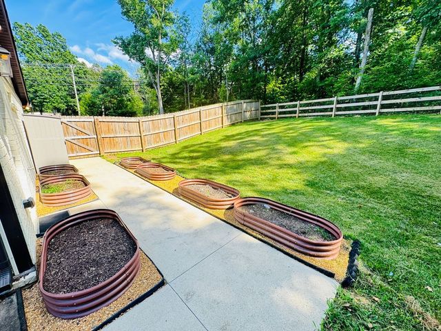 3316 Hunters Point Pike, Lebanon, TN 37087