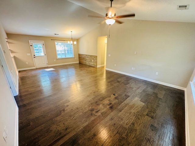 3316 Hunters Point Pike, Lebanon, TN 37087