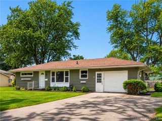 15 Vermont Avenue, Lockport City, NY 14094