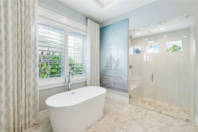 91 14th ST S, Naples, FL 34102