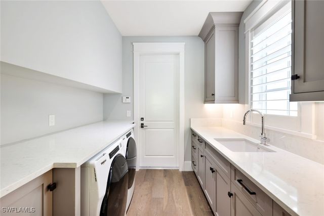 91 14th ST S, Naples, FL 34102