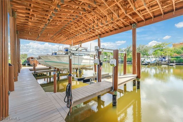 91 14th ST S, Naples, FL 34102