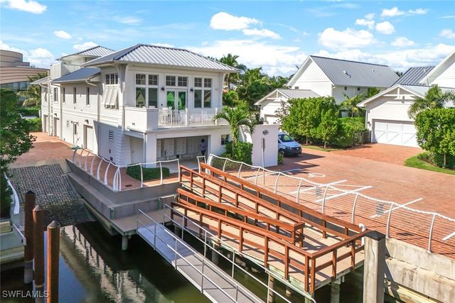 91 14th ST S, Naples, FL 34102