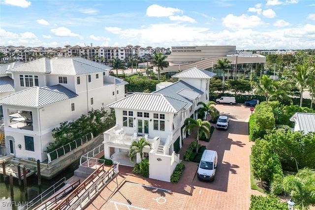 91 14th ST S, Naples, FL 34102