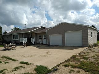 19908 650th Avenue, Alden, MN 56009