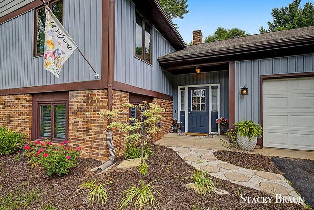8264 Atlanta Court Ne, Cannon Twp, MI 49341