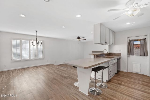 2137 E APOLLO Avenue, Tempe, AZ 85283