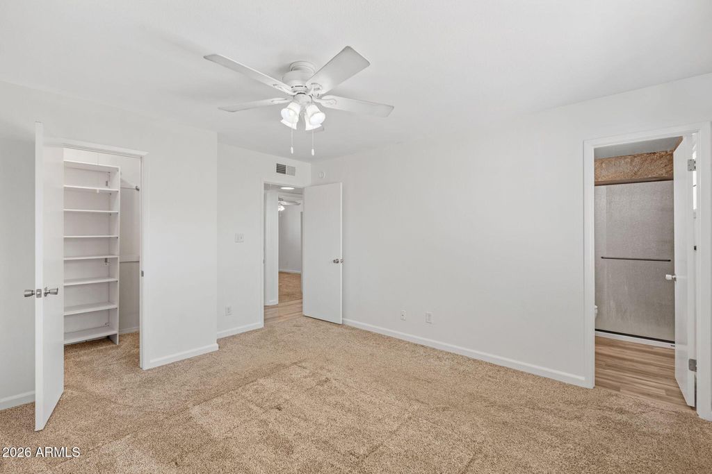 Image 16 of property listing at 2137 E APOLLO Avenue, Tempe, AZ 85283