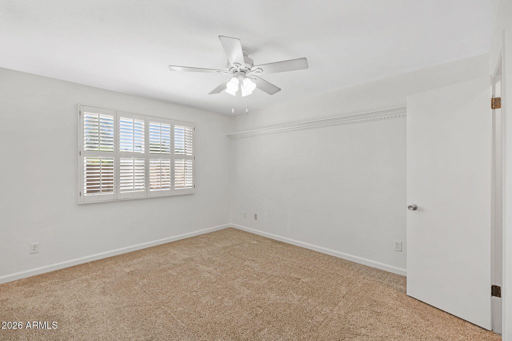 Image 17 of property listing at 2137 E APOLLO Avenue, Tempe, AZ 85283