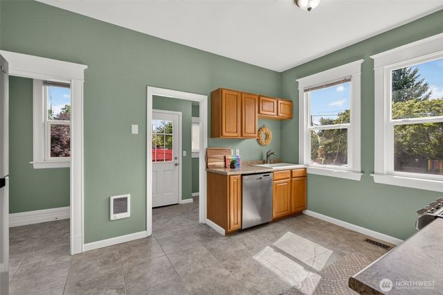 2918 AB S 7th Street, Tacoma, WA 98405