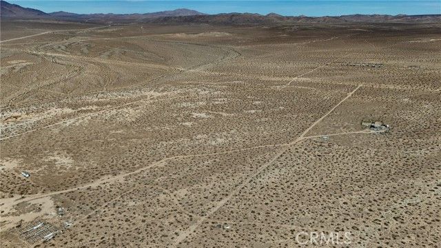714 Esaw Road, Lucerne Valley, CA 92356