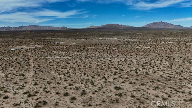 714 Esaw Road, Lucerne Valley, CA 92356