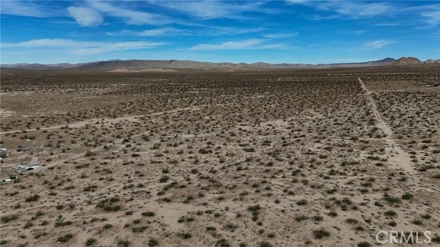 714 Esaw Road, Lucerne Valley, CA 92356