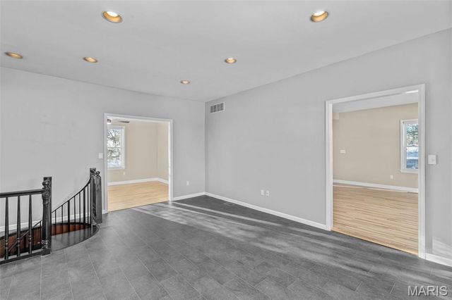 2438 Creve Coeur Mill Road, Maryland Heights, MO 63043