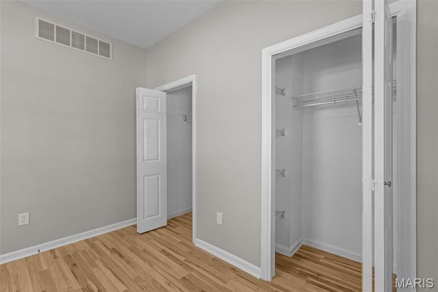 2438 Creve Coeur Mill Road, Maryland Heights, MO 63043