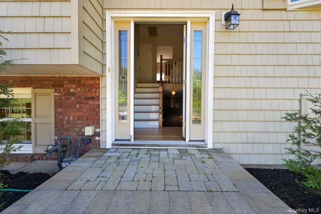 1 Scher Drive, New City, NY 10956