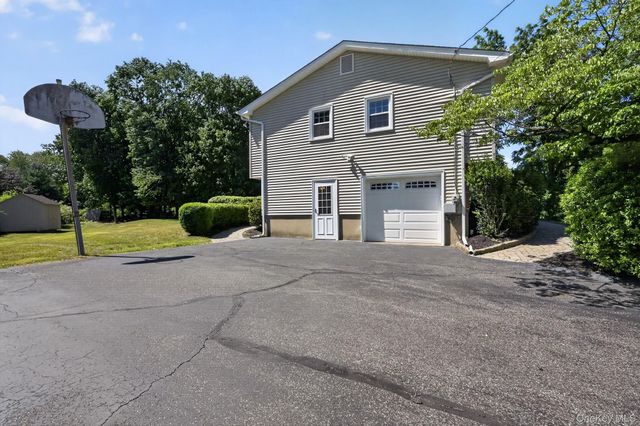 1 Scher Drive, New City, NY 10956