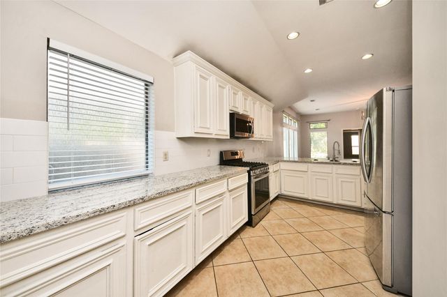 27406 Gatlin Lane, Spring, TX 77386