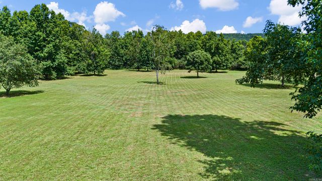 751 Walthall Road, Russellville, AR 72802