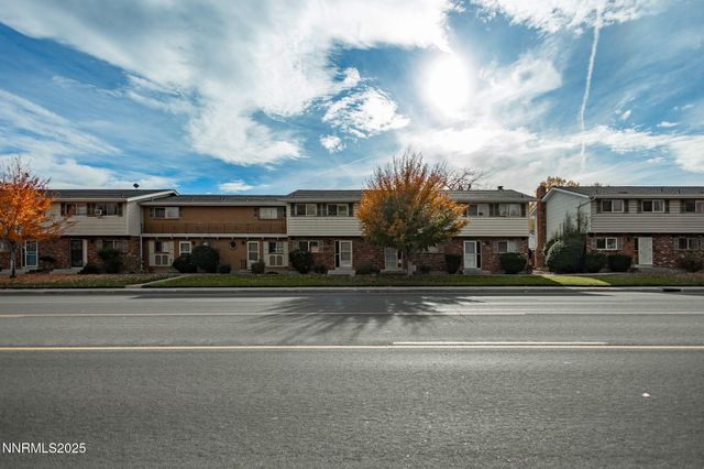 129 Smithridge Park, Reno, NV 89502