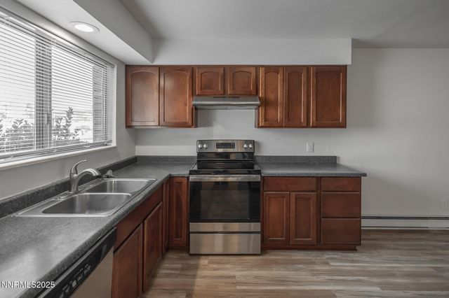 129 Smithridge Park, Reno, NV 89502