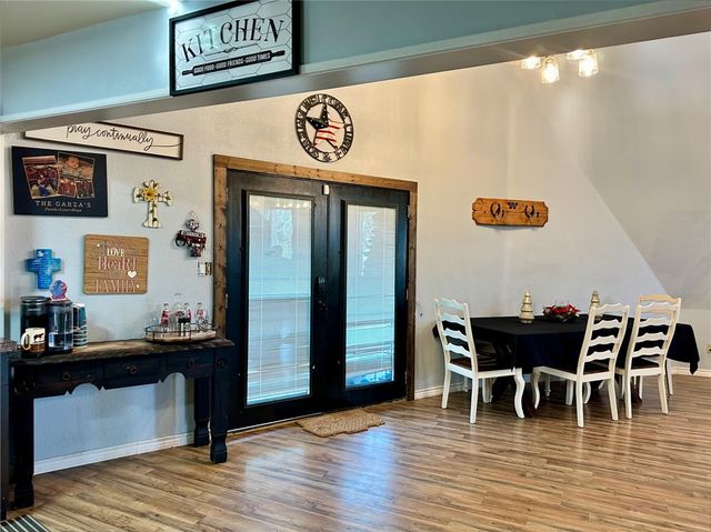 241 N County Road 1050, Kingsville, TX 78363