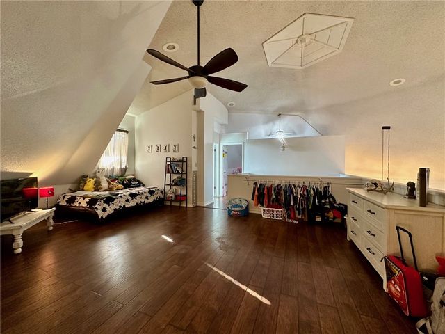 241 N County Road 1050, Kingsville, TX 78363