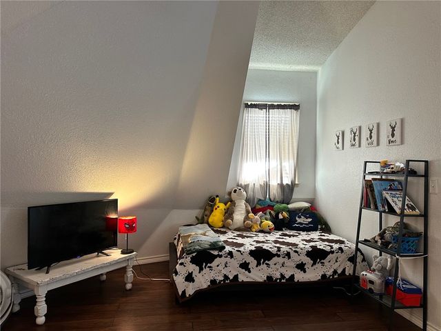 241 N County Road 1050, Kingsville, TX 78363