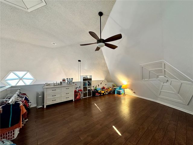 241 N County Road 1050, Kingsville, TX 78363