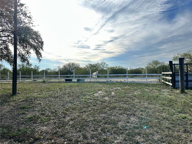241 N County Road 1050, Kingsville, TX 78363