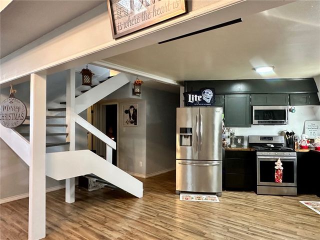 241 N County Road 1050, Kingsville, TX 78363