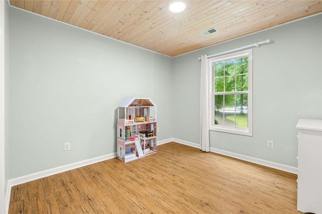 5950 Shannon Drive, Cumming, GA 30040