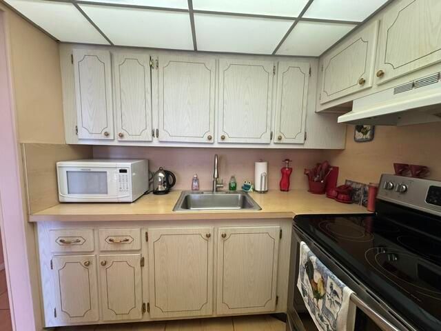 39 DORCHESTER B 39, West Palm Beach, FL 33417