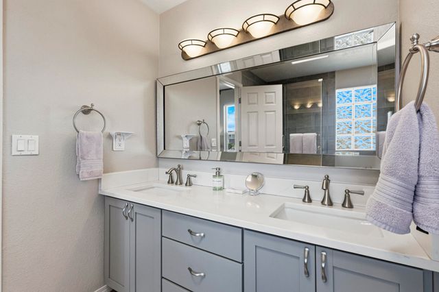 3823 Alamogordo Drive NW, Albuquerque, NM 87120