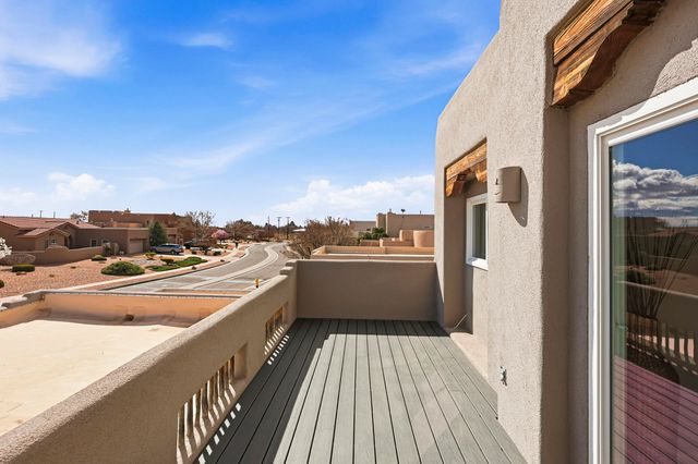 3823 Alamogordo Drive NW, Albuquerque, NM 87120