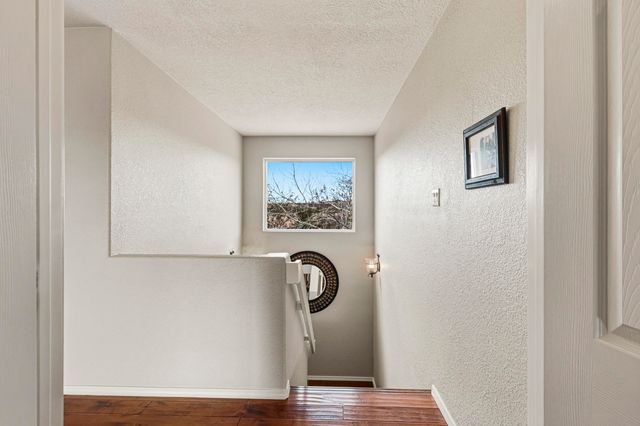 3823 Alamogordo Drive NW, Albuquerque, NM 87120