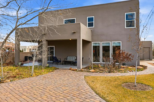 3823 Alamogordo Drive NW, Albuquerque, NM 87120